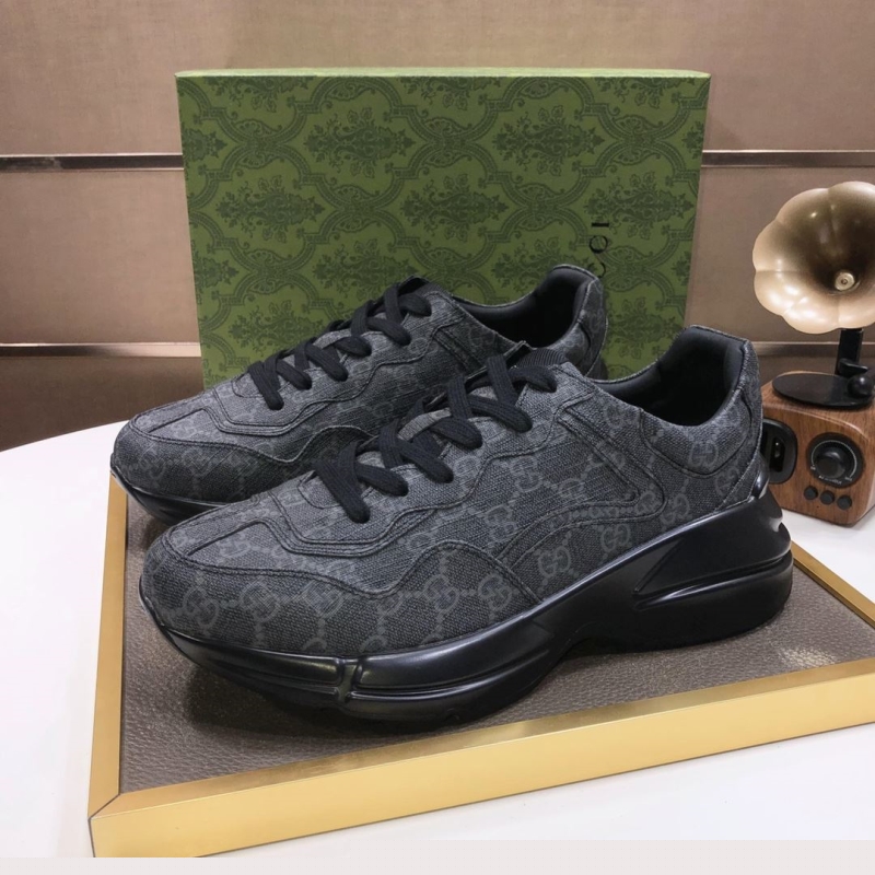 G*u*i casual shoes